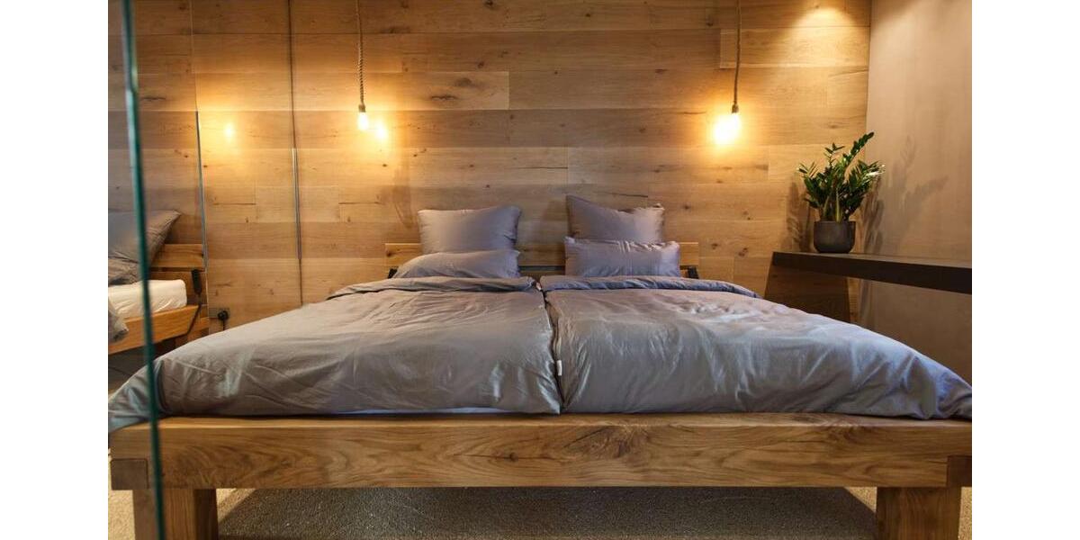 Etagenwohnung Zwickau Cainsdorf - 2 Zimmer, 68 m&sup2;, 1.200&euro; | Angebot:24742174