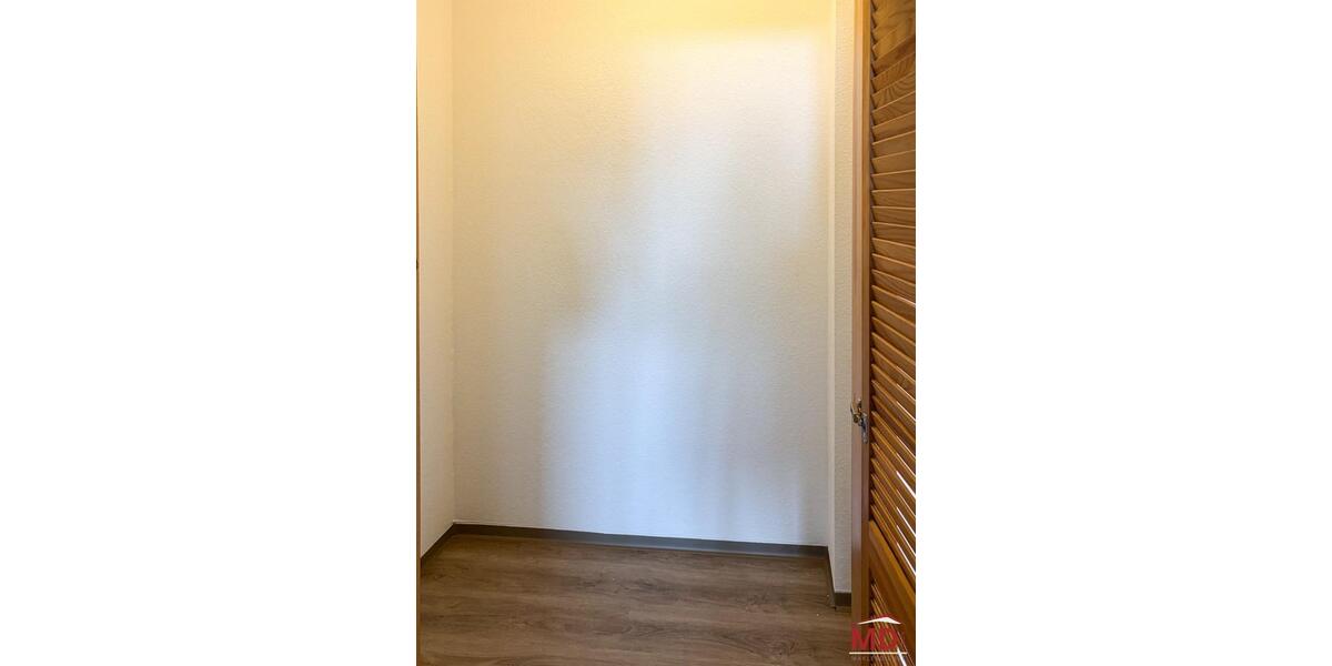 Etagenwohnung Oelsnitz (Erzgebirge) - 2 Zimmer, 60 m&sup2;, 450&euro; | Angebot:24812636