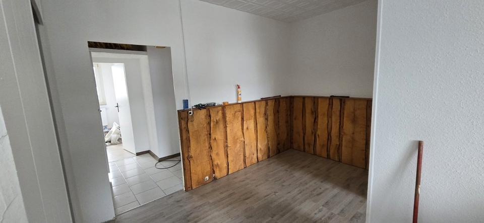 Etagenwohnung Mülsen - 4 Zimmer, 60 m&sup2;, 345&euro; | Angebot:26636817