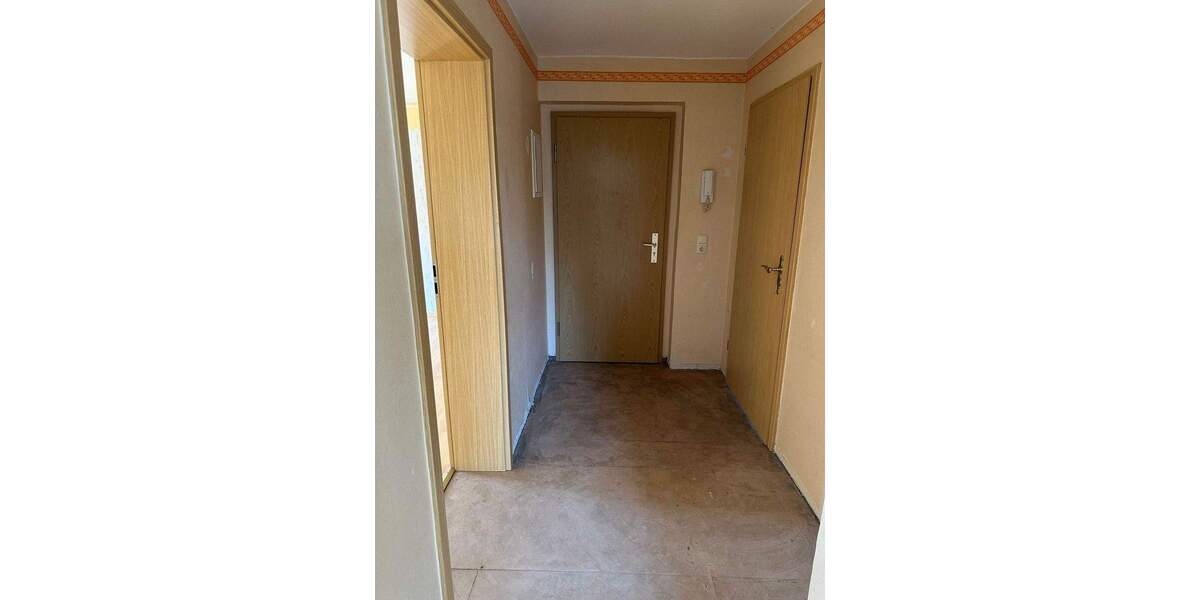 Etagenwohnung Netzschkau - 2 Zimmer, 61 m&sup2;, 310&euro; | Angebot:25864440