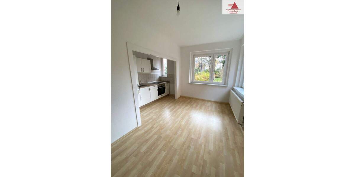 Etagenwohnung Zwickau / Marienthal Marienthal - 2 Zimmer, 58 m&sup2;, 325&euro; | Angebot:25744636