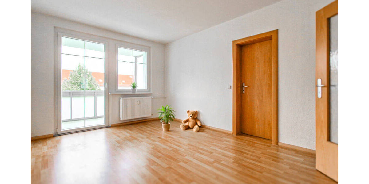 Etagenwohnung Zwickau Eckersbach - 2 Zimmer, 48 m&sup2;, 360&euro; | Angebot:25668557