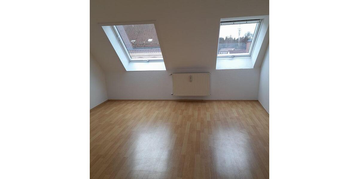 Etagenwohnung Zwickau Zwickau-West - 3 Zimmer, 86 m&sup2;, 480&euro; | Angebot:14350389
