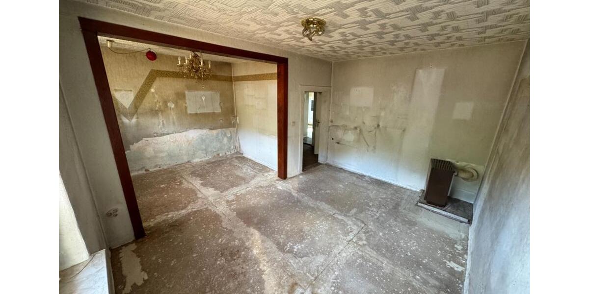 Reihenhaus Aue-Bad Schlema Bad Schlema - 10 Zimmer, 157 m&sup2;, 90.000&euro; | Angebot:16651492