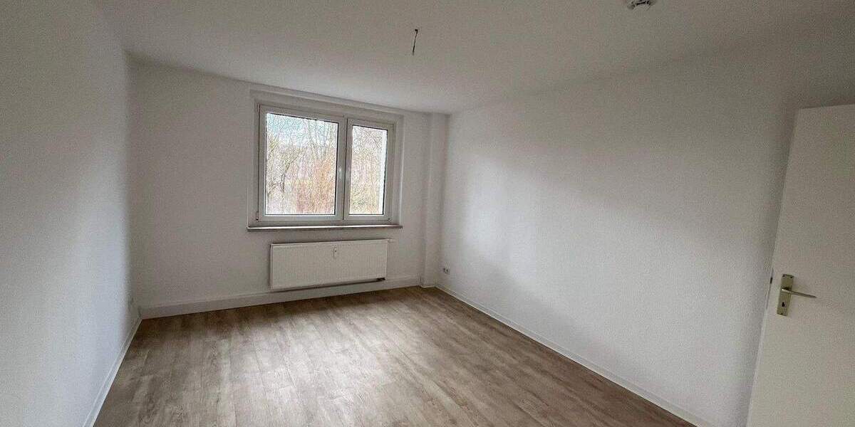 Etagenwohnung Zwickau Marienthal - 3 Zimmer, 56 m&sup2;, 315&euro; | Angebot:25929115