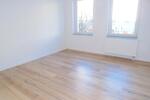 Etagenwohnung Zwickau - 2 Zimmer, 60 m&sup2;, 350&euro; | Angebot:24622144