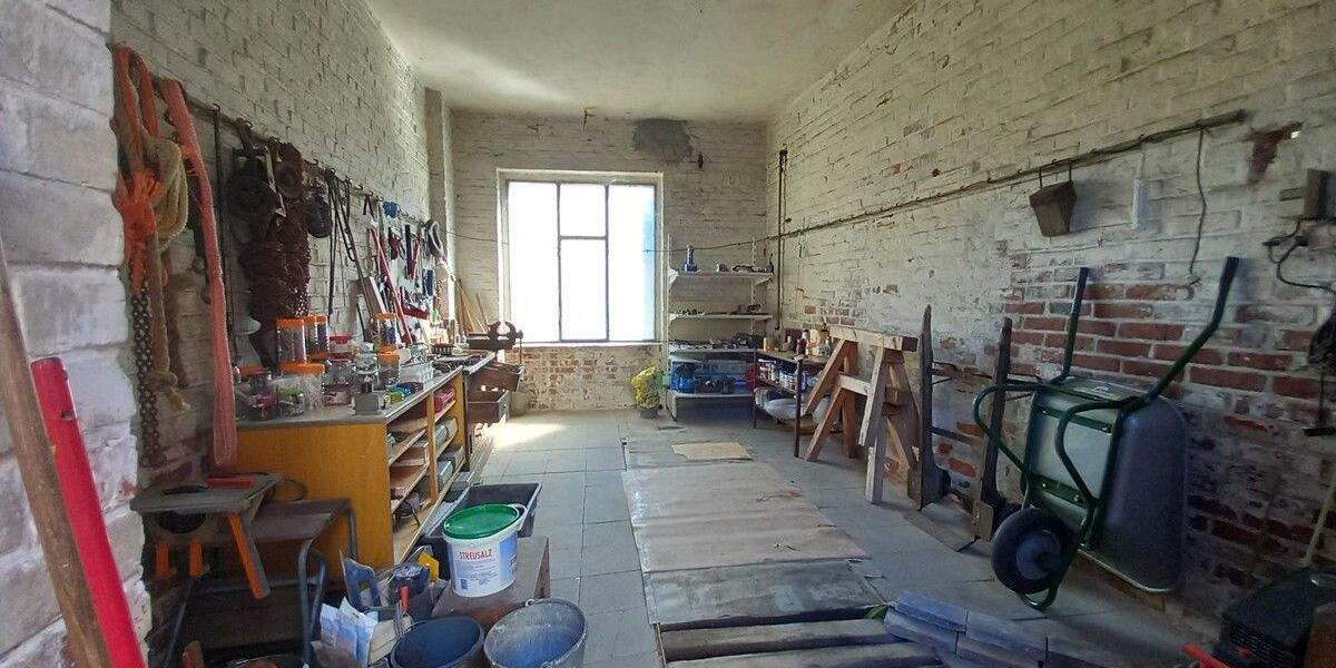 Mehrfamilienhaus, Wohnhaus Crimmitschau - 9 Zimmer, 185 m&sup2;, 69.000&euro; | Angebot:25678130