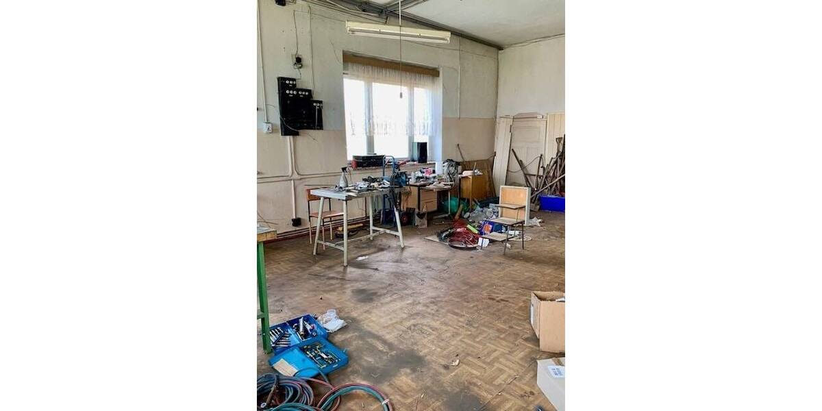 Mehrfamilienhaus, Wohnhaus Treuen Eich - 6 Zimmer, 237 m&sup2;, 65.000&euro; | Angebot:25741447