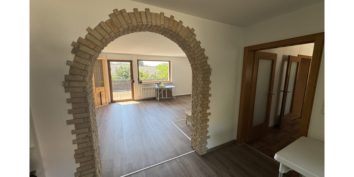 Großzügiges Einfamilienhaus mit Sauna, Sonnenterrasse und drei Garagen in Berga-Wünschendorf. - Einfamilienhaus Berga-Wünschendorf Wünschendorf | Angebot:27266296