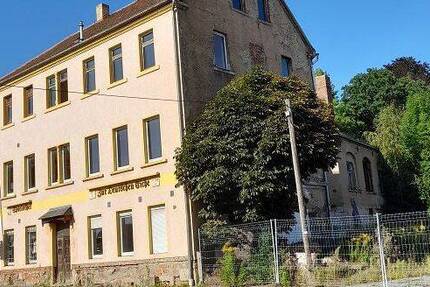 Mehrfamilienhaus mit Bauland und vielen individuellen Nutzungsmöglichkeiten - Haus Lichtentanne | Angebot:25567917