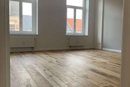 Wohnung Zwickau Mitte-Nord - 3 Zimmer, 89 m&sup2;, 660&euro; | Angebot:25931790