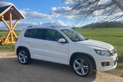 VW Tiguan 142.110 km 11.989 &euro; zwickau 08058