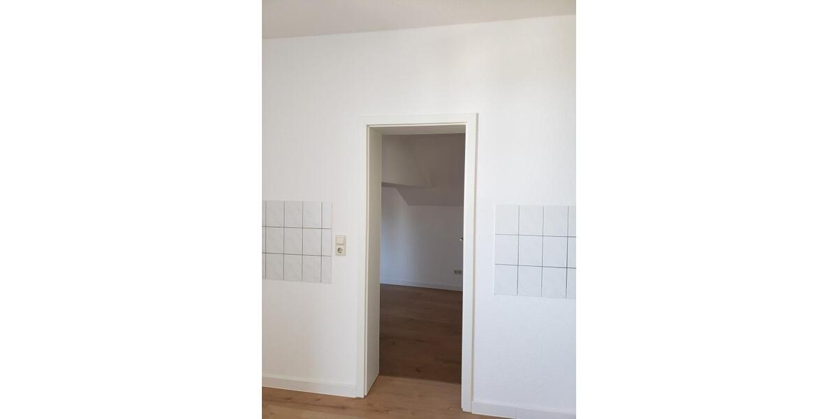 Etagenwohnung Limbach-Oberfrohna Oberfrohna - 2 Zimmer, 60 m&sup2;, 395&euro; | Angebot:26493235