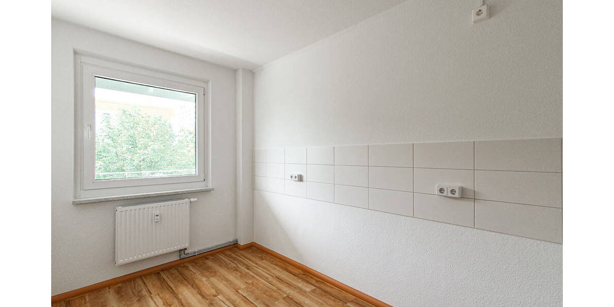 Etagenwohnung Zwickau Eckersbach - 2 Zimmer, 57 m&sup2;, 331&euro; | Angebot:25676694
