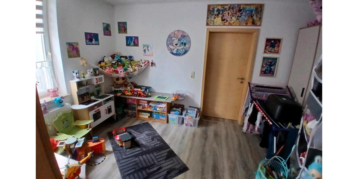 Erdgeschoßwohnung Oelsnitz (Erzgebirge) - 5 Zimmer, 110 m&sup2;, 900&euro; | Angebot:25943904