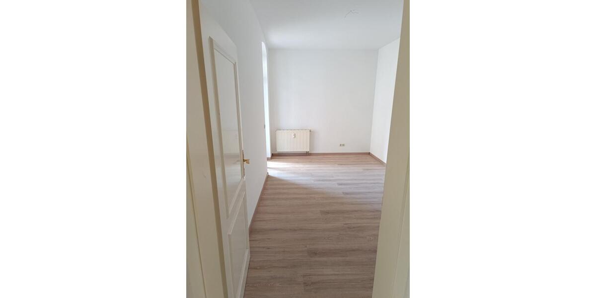 Etagenwohnung Zwickau - 3 Zimmer, 87 m&sup2;, 520&euro; | Angebot:19797220