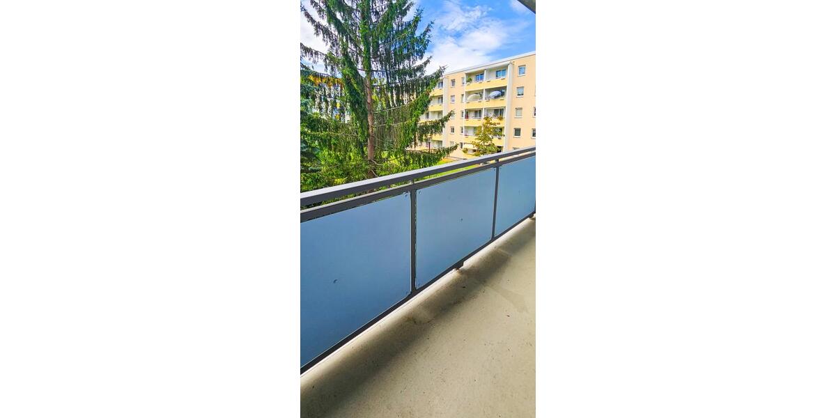 Etagenwohnung Zwickau Neuplanitz - 2 Zimmer, 58 m&sup2;, 377&euro; | Angebot:25569434