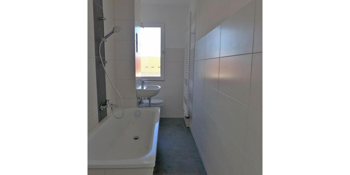 Etagenwohnung Limbach-Oberfrohna Oberfrohna - 3 Zimmer, 58 m&sup2;, 335&euro; | Angebot:23713803