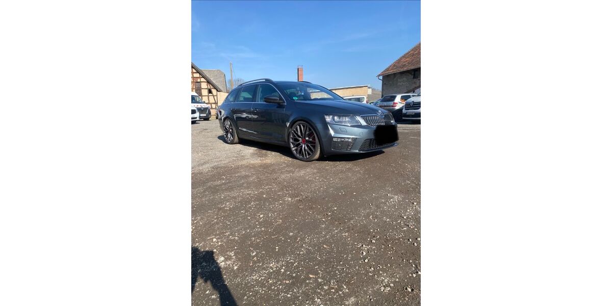 Skoda Octavia 128.133 km 15.900 &euro; Hohenstein-Ernstthal 09337