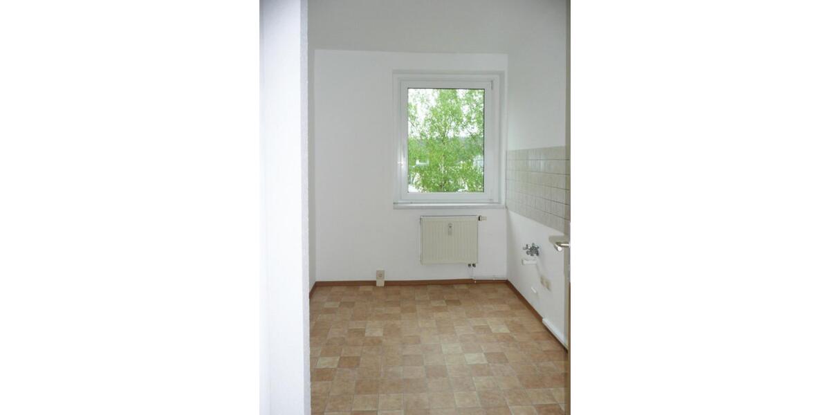 Etagenwohnung Limbach-Oberfrohna Oberfrohna - 3 Zimmer, 58 m&sup2;, 330&euro; | Angebot:25249799