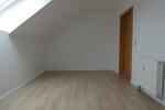 Dachgeschoßwohnung Zwickau Cainsdorf - 2 Zimmer, 43 m&sup2;, 250&euro; | Angebot:26644937