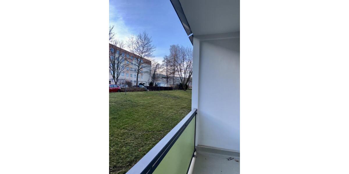 Erdgeschoßwohnung Zwickau Neuplanitz - 2 Zimmer, 50 m&sup2;, 325&euro; | Angebot:26017459