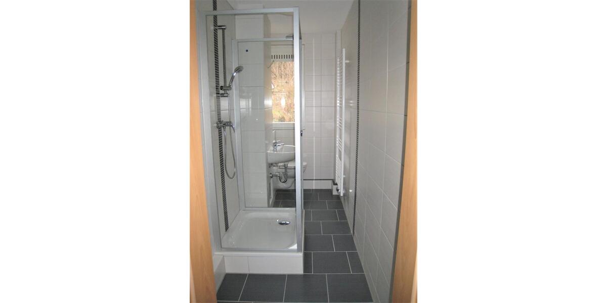 Etagenwohnung Hohenstein-Ernstthal Ernstthal - 3 Zimmer, 60 m&sup2;, 380&euro; | Angebot:16883937