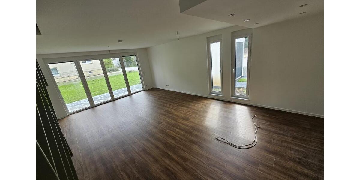 Doppelhaushälfte Mülsen - 4 Zimmer, 124 m&sup2;, 1.350&euro; | Angebot:22307475