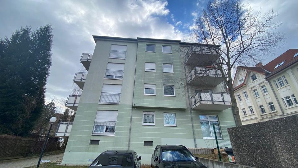 Etagenwohnung Zwickau Neuplanitz - 2 Zimmer, 68 m&sup2;, 370&euro; | Angebot:17651418