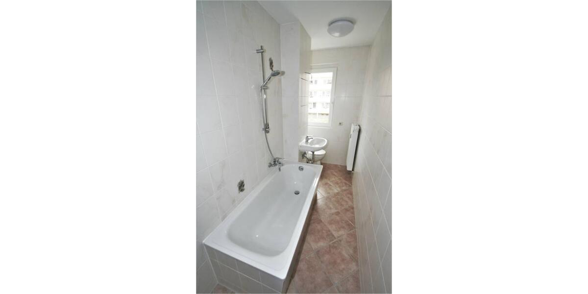 Etagenwohnung Hohenstein-Ernstthal Ernstthal - 3 Zimmer, 60 m&sup2;, 325&euro; | Angebot:14780637