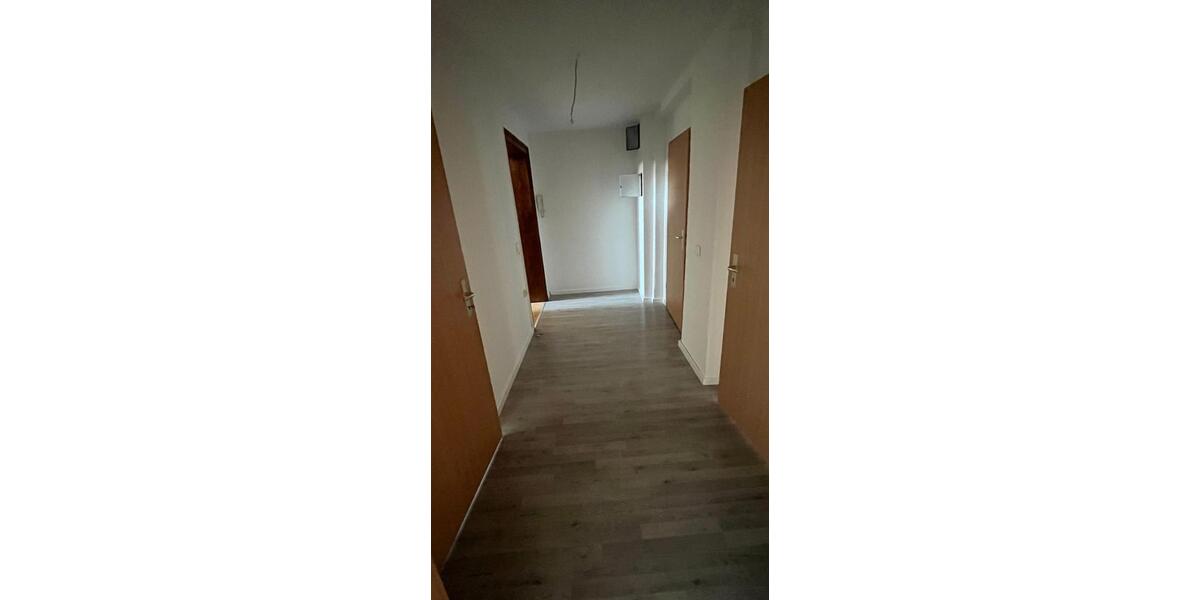 Etagenwohnung Zwickau Zwickau-Nord - 3 Zimmer, 63 m&sup2;, 350&euro; | Angebot:24473675