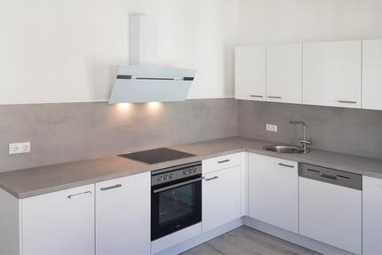 Wohnung Zwickau - 4 Zimmer, 126 m&sup2;, 1.035&euro; | Angebot:24473692