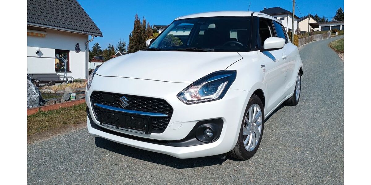 Suzuki Swift 5.982 km 15.900 &euro; Bockau 08324