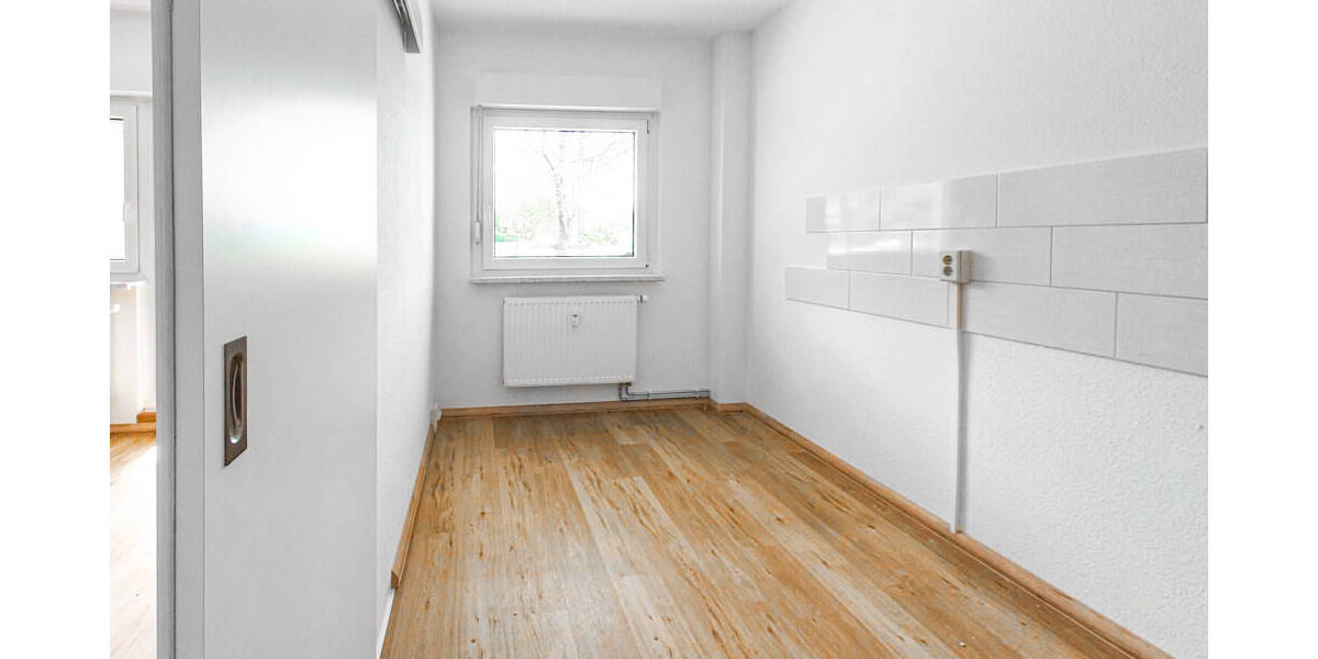 Etagenwohnung Zwickau Eckersbach - 3 Zimmer, 71 m&sup2;, 441&euro; | Angebot:25680128