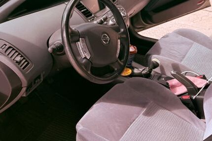 Nissan Primera 155.000 km 2.950 &euro; Zwickau 08066