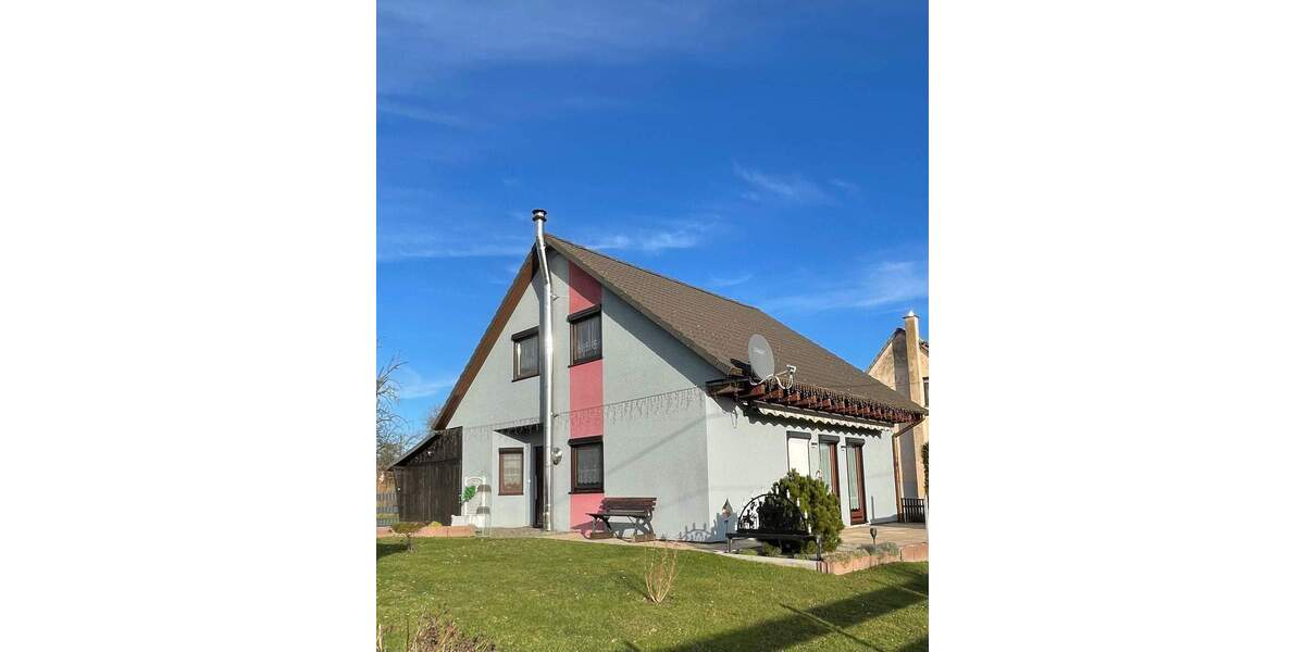 Einfamilienhaus Meerane - 5 Zimmer, 114 m&sup2;, 299.000&euro; | Angebot:25666436