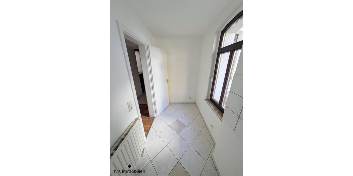 Erdgeschoßwohnung Zwickau - 2 Zimmer, 42 m&sup2;, 280&euro; | Angebot:25945664