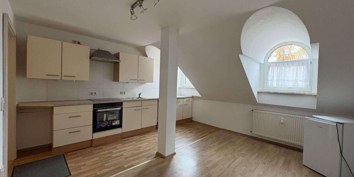 Etagenwohnung Meerane - 2 Zimmer, 52 m&sup2;, 382&euro; | Angebot:24367346