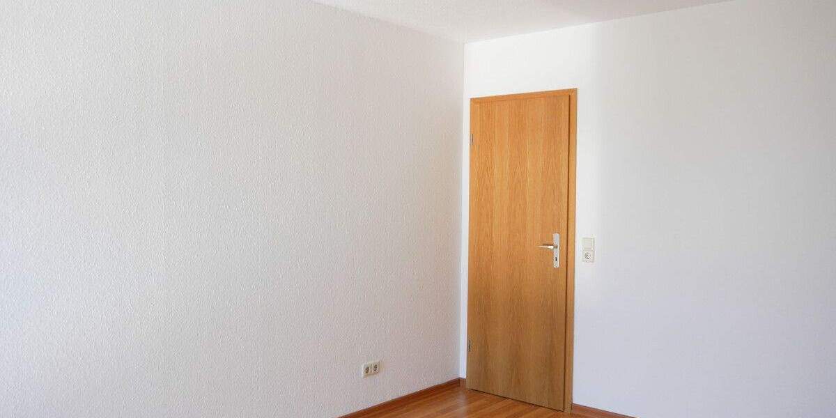 Etagenwohnung Limbach-Oberfrohna Oberfrohna - 3 Zimmer, 75 m&sup2;, 79.900&euro; | Angebot:25744580