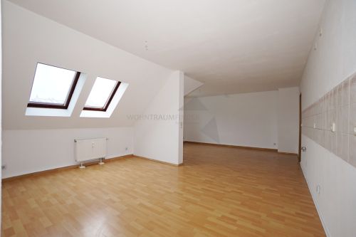 Etagenwohnung Zwickau Neuplanitz - 3 Zimmer, 83 m&sup2;, 450&euro; | Angebot:24729933