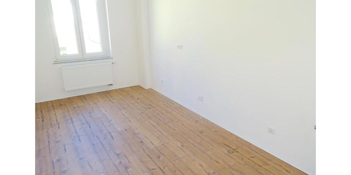 Etagenwohnung Werdau - 3 Zimmer, 90 m&sup2;, 515&euro; | Angebot:25428658