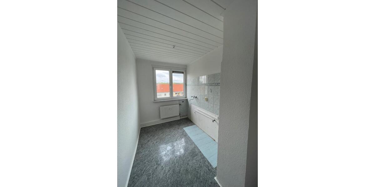 Dachgeschoßwohnung Limbach-Oberfrohna Oberfrohna - 2 Zimmer, 47 m&sup2;, 25.000&euro; | Angebot:25979439
