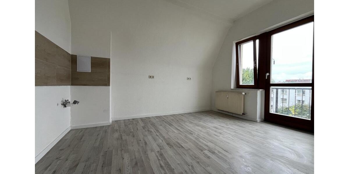 Dachgeschoßwohnung Zwickau Zwickau-Nord - 3 Zimmer, 79 m&sup2;, 460&euro; | Angebot:26661294