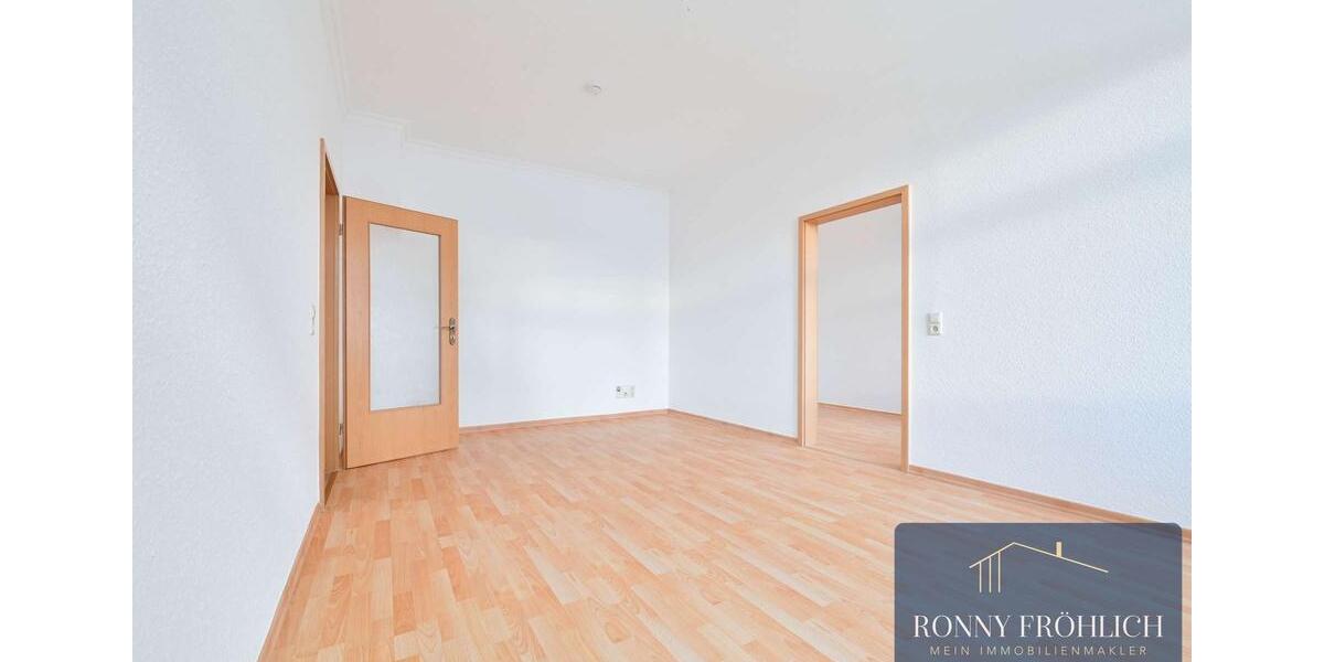 Etagenwohnung Meerane - 2 Zimmer, 59 m&sup2;, 325&euro; | Angebot:24438633