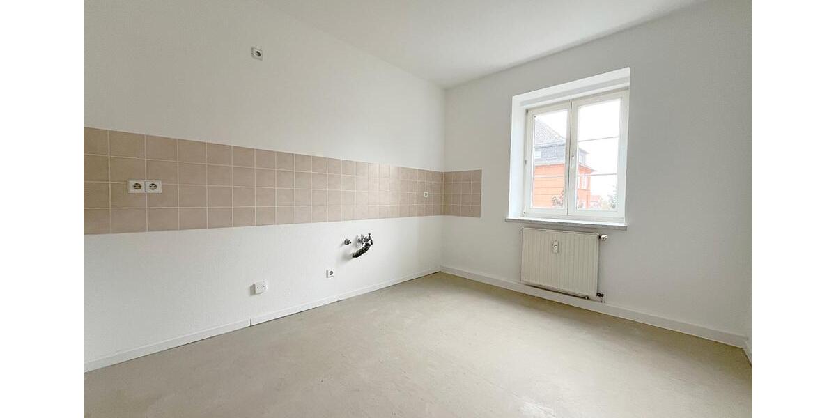 Etagenwohnung Glauchau - 3 Zimmer, 67 m&sup2;, 430&euro; | Angebot:26001481