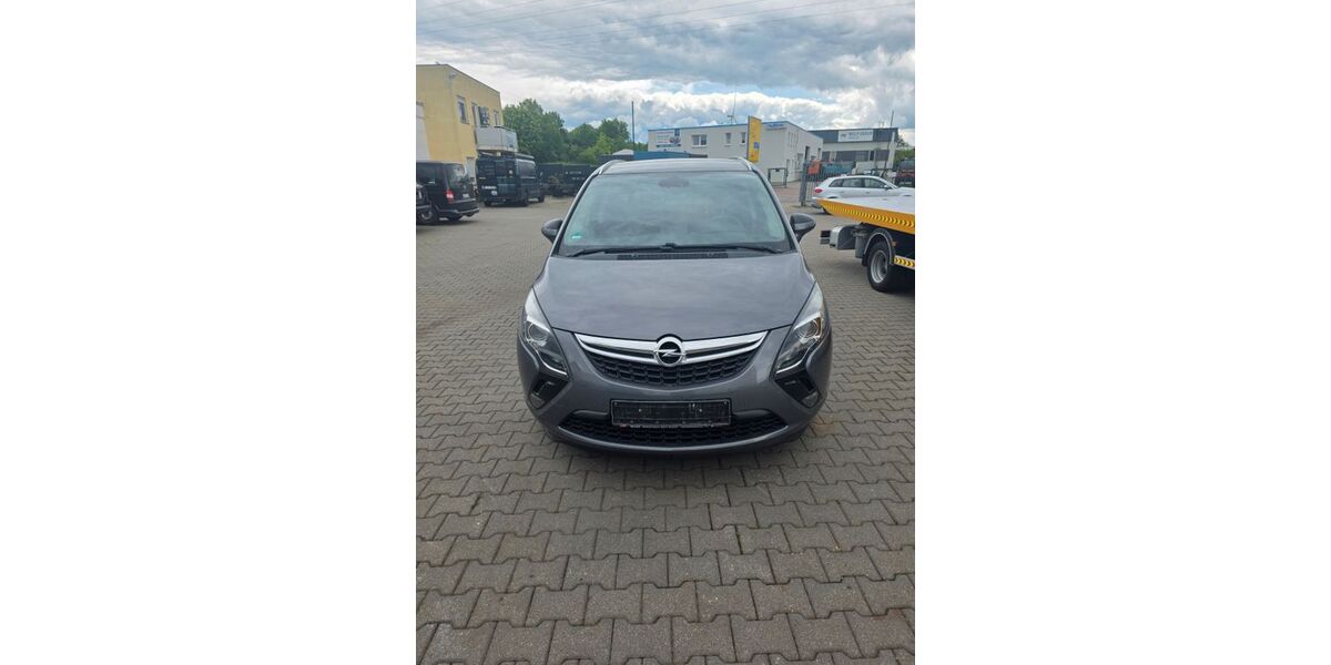 Opel Zafira Tourer 108.000 km 6.500 &euro; zwickau 08064