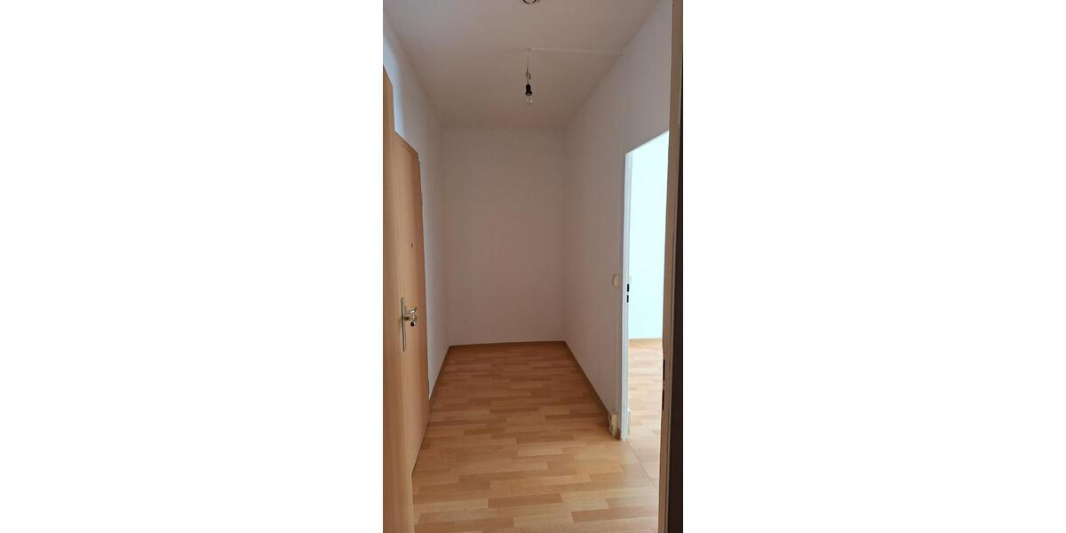 Etagenwohnung Limbach-Oberfrohna Oberfrohna - 1 Zimmer, 34 m&sup2;, 220&euro; | Angebot:21342989