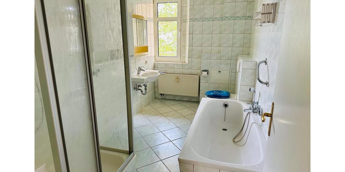 Mehrfamilienhaus, Wohnhaus Zwickau Zwickau-Nord - 18 Zimmer, 380 m&sup2;, 269.000&euro; | Angebot:27300928