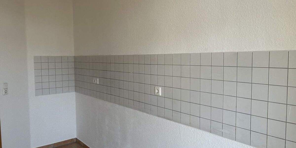 Etagenwohnung Zwickau Innenstadt - 2 Zimmer, 47 m&sup2;, 290&euro; | Angebot:25707554