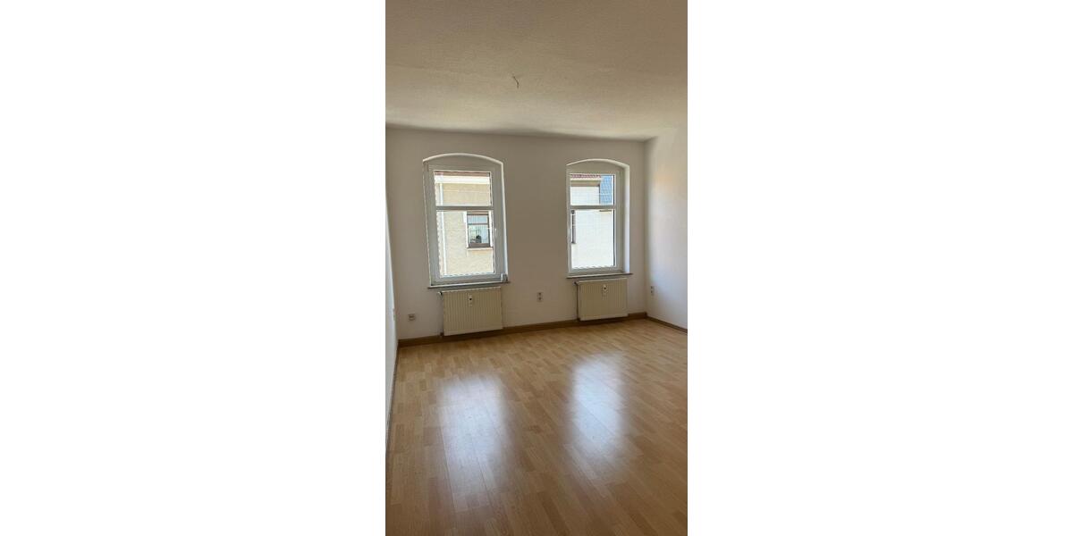 Etagenwohnung Lichtentanne - 3 Zimmer, 58 m&sup2;, 348&euro; | Angebot:24891371